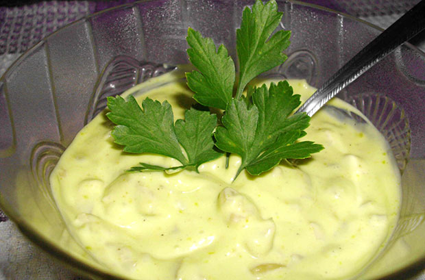 Salsa de Yogur con Aceitunas