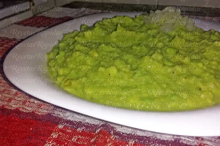 Cómo hacer guacamole casero estilo mexicano