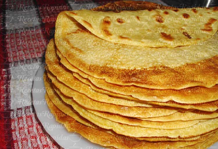 Cómo hacer crepes de harina de garbanzo